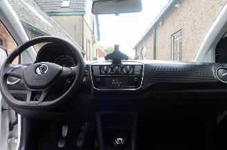 Volkswagen Up! 1.0 picture 15