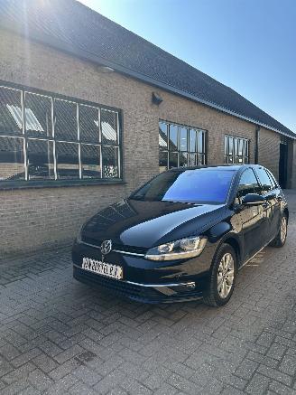 Unfallwagen Volkswagen Golf 1.0 TSI Comfortline 2018/1