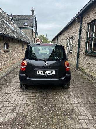 Renault Modus Renault Modus 1.4-16V Tech Road picture 4