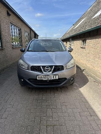 skadebil auto Nissan Qashqai  2011/12
