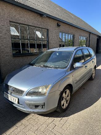 skadebil auto Ford Focus  2006/6