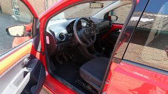 Volkswagen Up! Volkswagen Up! 1.0 BMT take up! picture 16