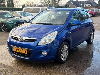 skadebil auto Hyundai I-20 1.2i DynamicVersion . 5 deurs | Airco ( inruil verkregen ) 2010/6