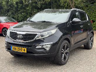 skadebil auto Kia Sportage 2.0 plus pack. LEER | PANO | TREKHAAK | 2013/3