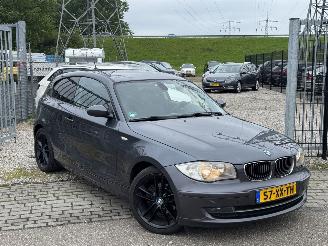 Vaurioauto  passenger cars BMW 1-serie 118 D High Executive 2007/11