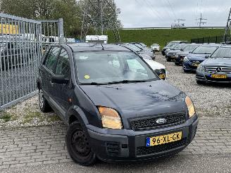 Unfallwagen Ford Fusion 1.416V Champion 2007/7