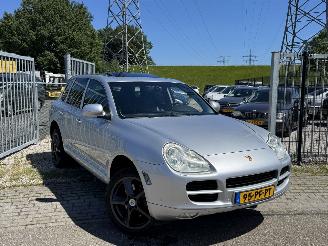 Schadeauto Porsche Cayenne 4.5 S 2003/10