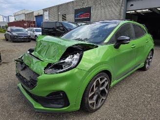 Coche accidentado Ford Puma ST-PERFORMANCE Pano B&O-sound Led Camera Lane-Assist Stuurverw. Voorruitverw. 147KW/200PK 2022/8