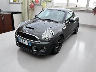 Mini  MINI 2 R58COUPE 1.6i - 16V TURBO COOPER S picture 3