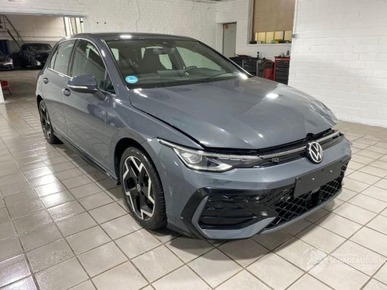 Volkswagen Golf 1.5 TSI R-Line
