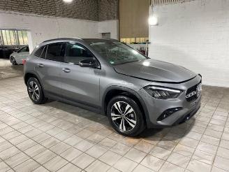 Mercedes GLA 200 Progressive Advanced PANO/KAM/NAVI picture 7