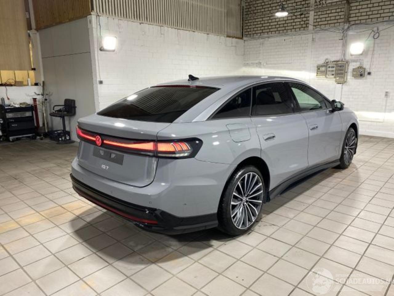 Volkswagen ID.7 Pro S HUD/AHK/360/H&K/NAVI
