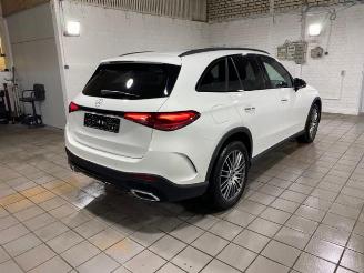 škoda osobní automobily Mercedes GLC 300 4Matic AMG Line PANO/AHK/360/NAVI 2025/4