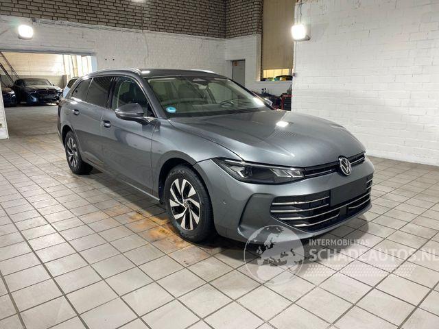 Volkswagen Passat Variant 2.0 TDI DSG Business HUD/AHK/SH