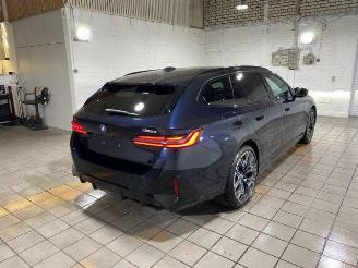 BMW i5 M60 xDrive Touring PANO/HUD/AHK/B&W/360/NAVI picture 4