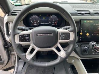 Land Rover Defender S 110 D200 AWD PANO/HUD/360/NAVI picture 20