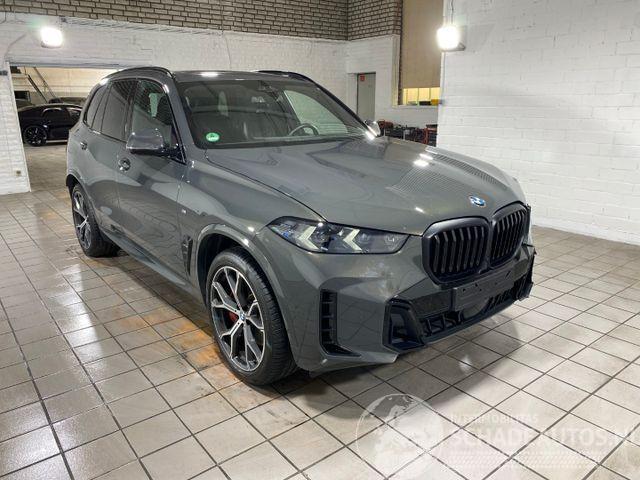 BMW X5 xDrive40d M Sport Pro PANO/HUD/AHK/360/H&K