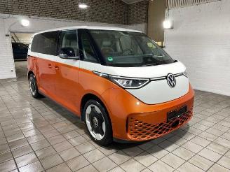 damaged passenger cars Volkswagen   2025/1