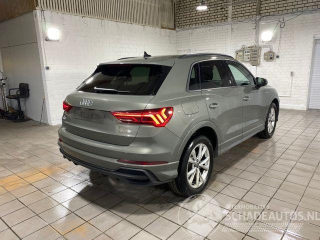 Audi Q3 35 TDI S line KAM/NAVI