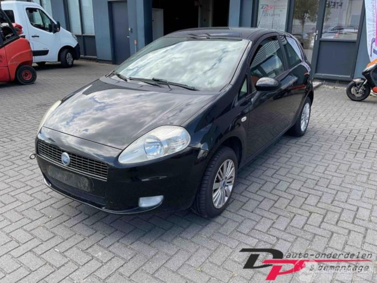 Fiat Grande Punto Grande Punto (199), Hatchback, 2005 1.4