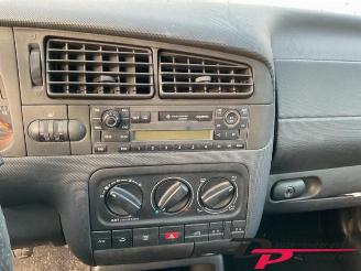 Volkswagen Golf Golf III Cabrio Restyling (1E7), Cabrio, 1998 / 2002 2.0 picture 13