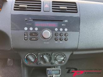 Suzuki Swift Swift (ZA/ZC/ZD1/2/3/9), Hatchback, 2005 / 2011 1.5 VVT 16V picture 12