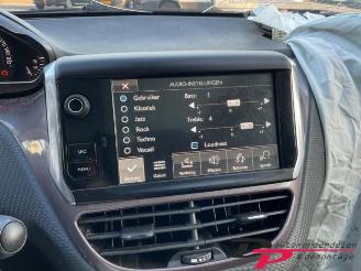 Peugeot 2008 2008 (CU), MPV, 2013 / 2019 1.2 Vti 12V PureTech 82 picture 8