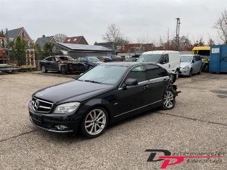 Coche siniestrado Mercedes C-klasse C (W204), Sedan, 2007 / 2014 3.0 C-320 CDI V6 24V 2007/9
