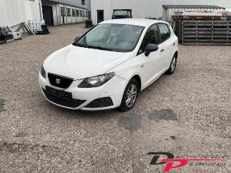 krockskadad bil auto Seat Ibiza Ibiza IV (6J5), Hatchback 5-drs, 2008 / 2017 1.2 12V 2010/1
