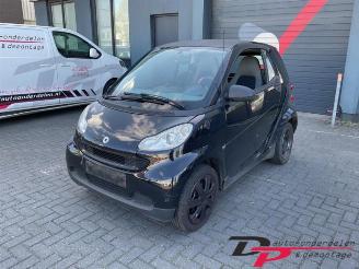 Vrakbiler auto Smart Fortwo Fortwo Coupe (451.3), Hatchback 3-drs, 2007 1.0 45 KW 2010/11