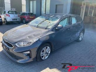 rozbiórka samochody osobowe Kia Cee d Ceed (CDB5/CDBB), Hatchback 5-drs, 2018 1.0i T-GDi 12V 2021/6