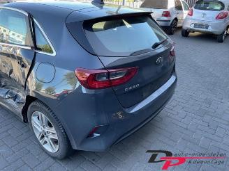 Kia Cee d Ceed (CDB5/CDBB), Hatchback 5-drs, 2018 1.0i T-GDi 12V picture 14