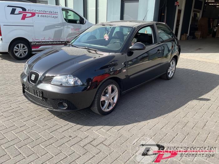 Seat Ibiza Ibiza III (6L1), Hatchback, 2002 / 2009 1.4 16V 85