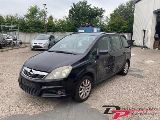 Salvage car Opel Zafira Zafira (M75), MPV, 2005 / 2015 1.8 16V Ecotec 2007/7