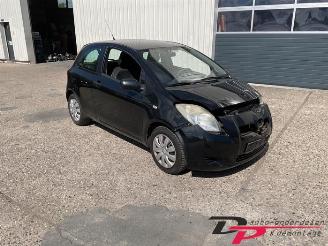 Purkuautot passenger cars Toyota Yaris Yaris II (P9), Hatchback, 2005 / 2014 1.3 16V VVT-i 2007/6