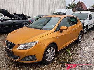 Coche siniestrado Seat Ibiza Ibiza IV (6J5), Hatchback 5-drs, 2008 / 2017 1.2 TDI Ecomotive 2010/11