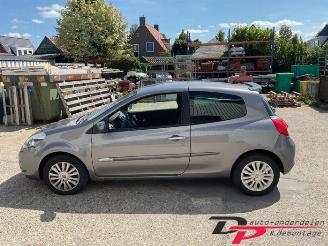 Renault Clio Clio III (BR/CR), Hatchback, 2005 / 2014 1.2 16V TCe 100 picture 9