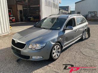 Auto da rottamare Skoda Superb Superb Combi (3TAC/TAF), Combi, 2009 / 2015 1.4 TSI 16V 2013/9