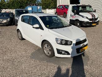 uszkodzony samochody osobowe Chevrolet Aveo Diesel / Airco / Euro 5 2012/4