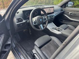BMW 3-serie BMW 318D 3 Touring M Sport PANORAMA Ambiance VOL !! picture 5
