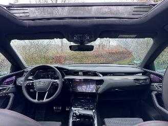 Audi E-tron Audi Q8 e-tron 55 Quattro S line PANO Camera Virtual Mirrors VOL!! picture 4