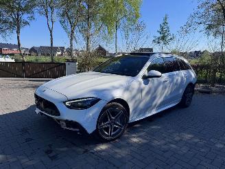 uszkodzony samochody osobowe Mercedes C-klasse C 300 C T-Modell C 300 T e PANORAMA Ambiance 360 camera AHK VOL 2022/2