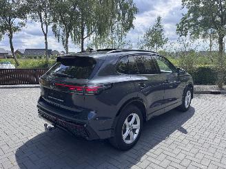 Volkswagen Tiguan Volkswagen Tiguan 1.5 TSI eHybrid R-Line PANO Massage Trekhaak Sportstoelen ! picture 32