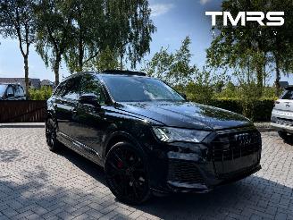 Damaged car Audi Q7 Audi Q7 60 TFSI e Quattro S line PANO Luchtvering Trekhaak Sport Stoelen 2024/1