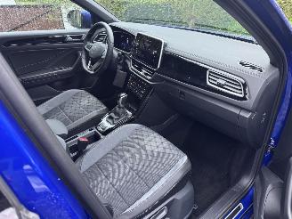 Volkswagen T-Roc Volkswagen T-Roc 1.5 TSI DSG 2x R-Line AHK Camera ACC VOLL picture 3