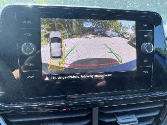 Volkswagen T-Roc Volkswagen T-Roc 1.5 TSI DSG 2x R-Line AHK Camera ACC VOLL picture 18