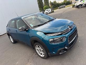 krockskadad bil auto Citroën C4 cactus  2019/2