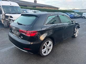 krockskadad bil auto Audi A3 SLINE AUTOMAAT 2017/5