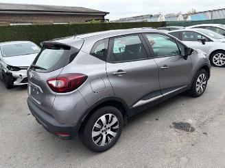 Unfallwagen Renault Captur  2019/6