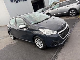Schadeauto Peugeot 208  2018/12